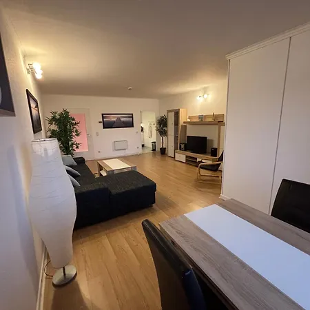 Kieler Förde 5318 In Marina